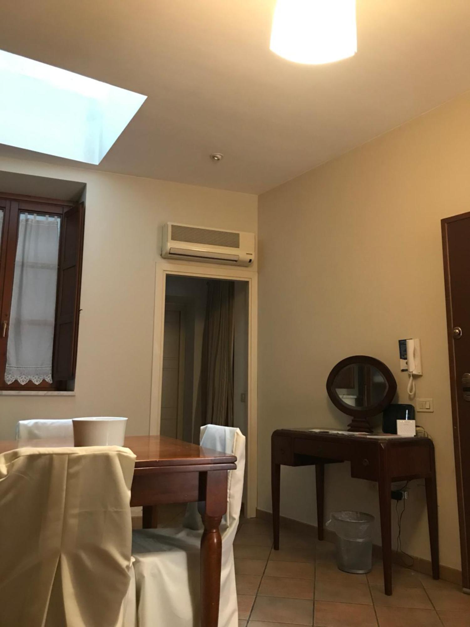 فندق Numero 3 كالياري المظهر الخارجي الصورة